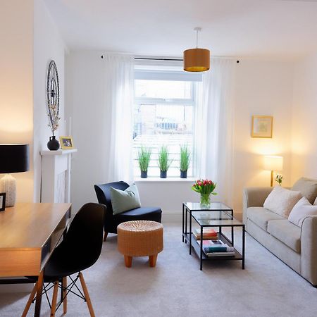 Stayright 3 Bed Home Near Hiking Trails & Parks Llwynypia 外观 照片